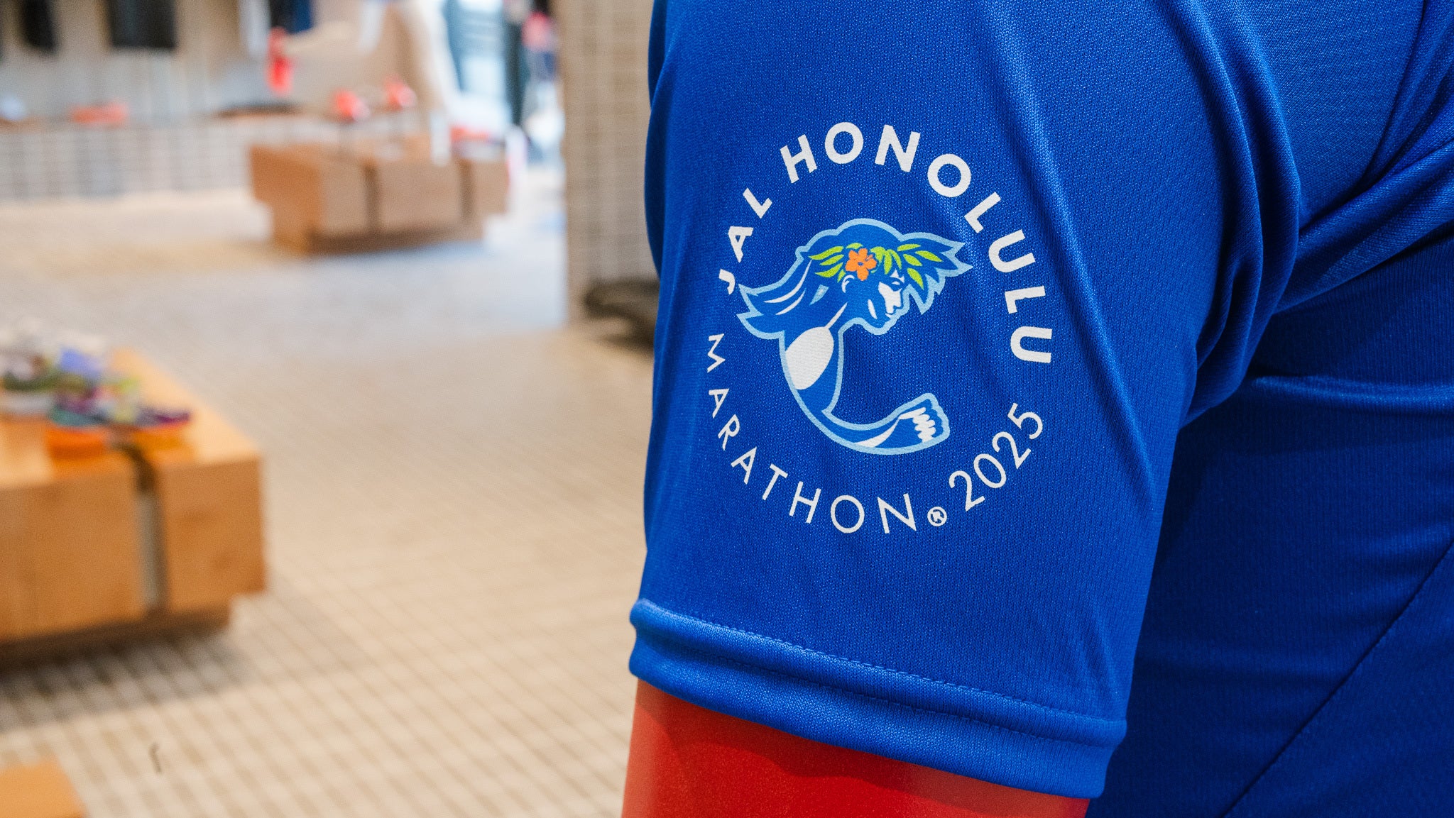 New Balance Honolulu Marathon original training T-shirt