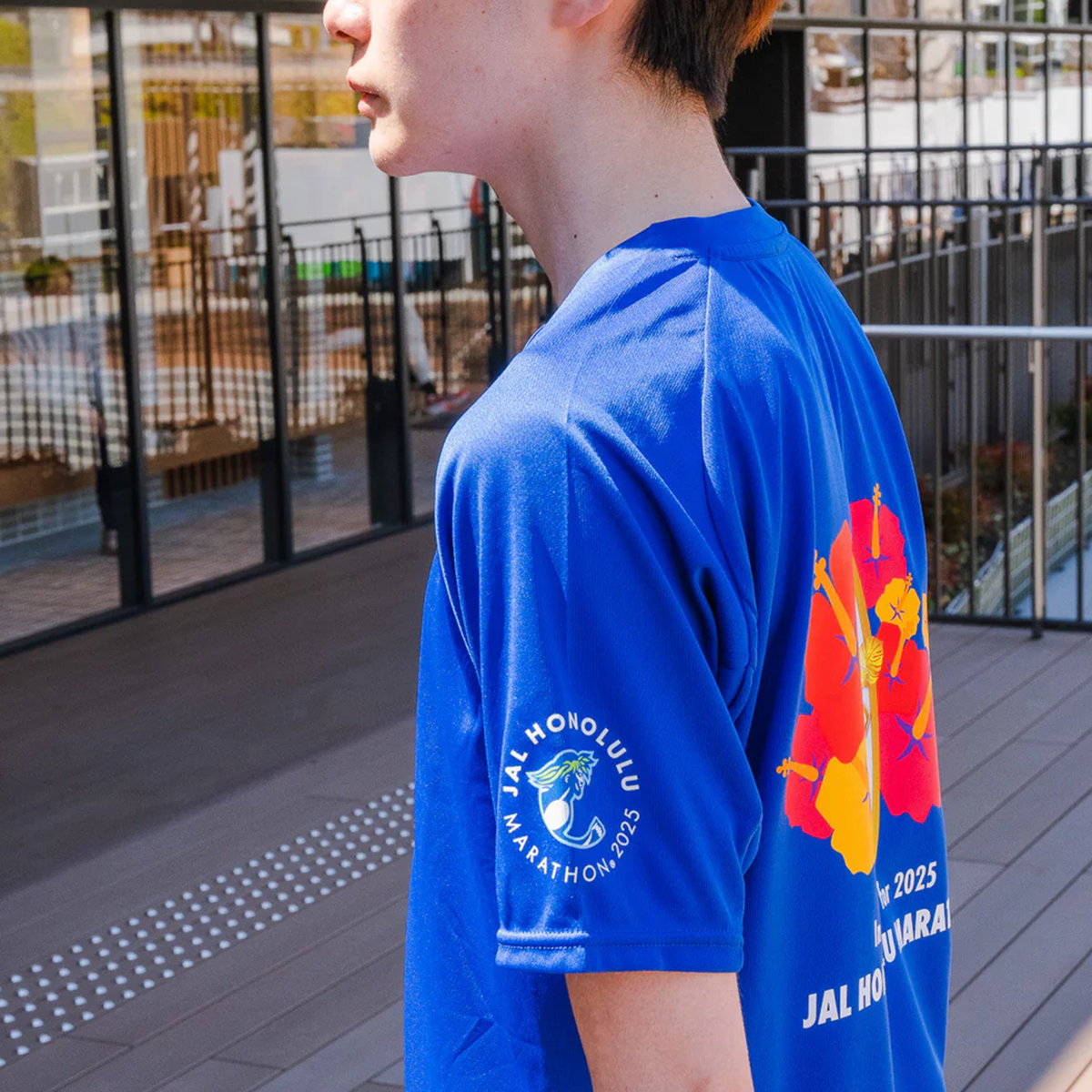 【ニューバランス製】<br>JALホノルルマラソン 2025<br>オフィシャルトレーニングTシャツ(メンズロゴタイプ)